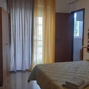  בית הארחה Casa Bella